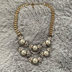 Statement necklace
